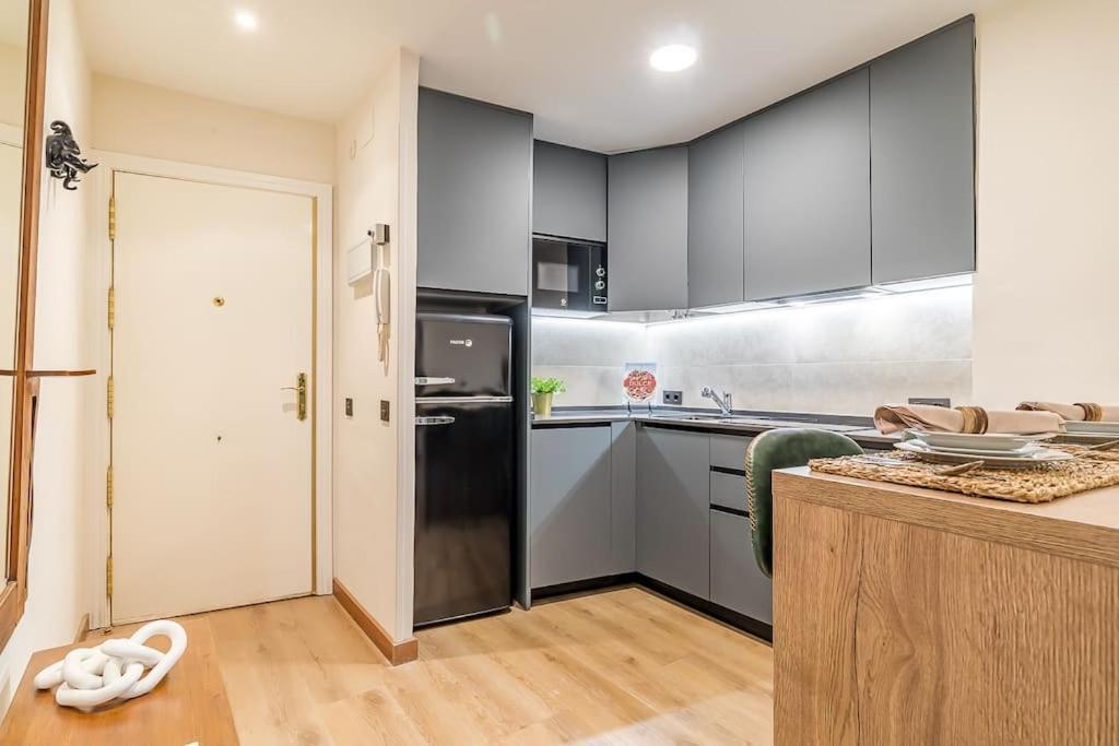 Apartamento Reformado Y Tranquilo Junto A Gran Via Madri Exterior foto