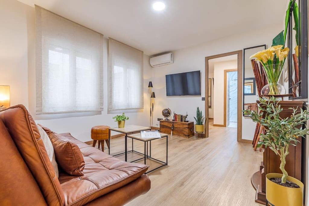 Apartamento Reformado Y Tranquilo Junto A Gran Via Madri Exterior foto